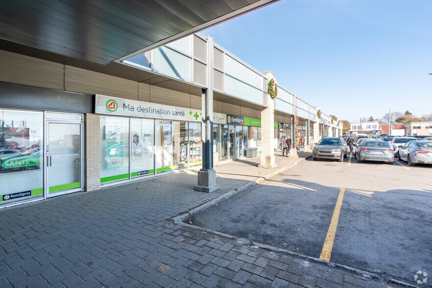 More Photos Of 2900 Ch Saint-Louis, Québec General Retail For Lease
