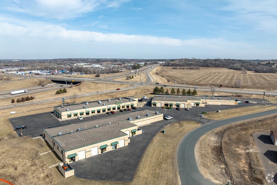 More Photos Of 592 Outpost Cir, Hudson Unknown For Lease