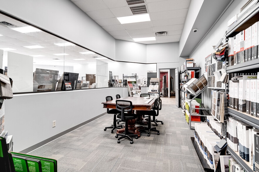 More Photos Of 2204 NW Broad St, Murfreesboro Freestanding For Sale