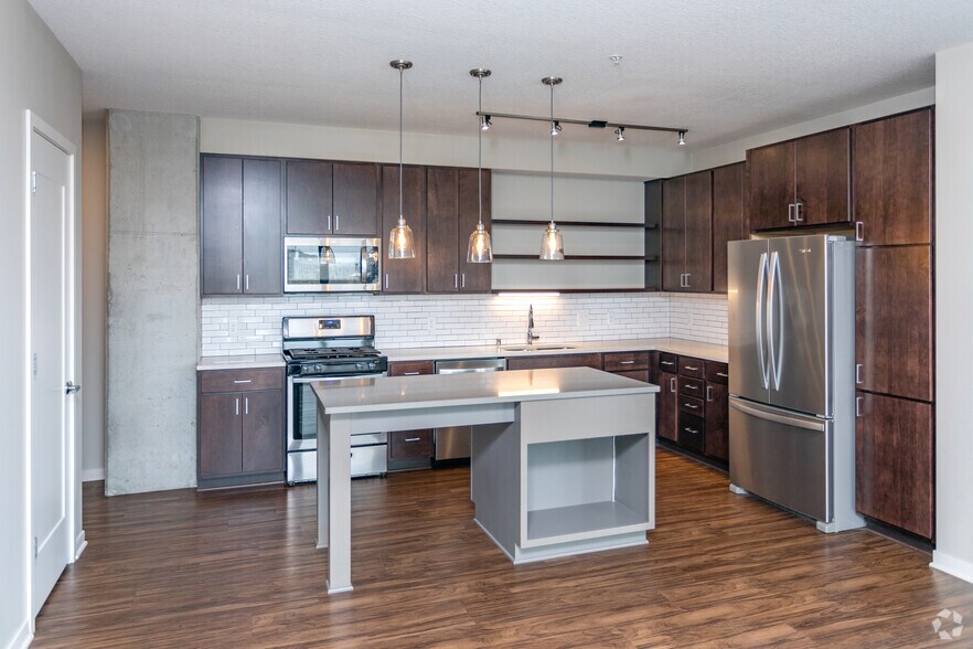 More Photos Of 811 Washington Ave S, Minneapolis Apartments For Lease