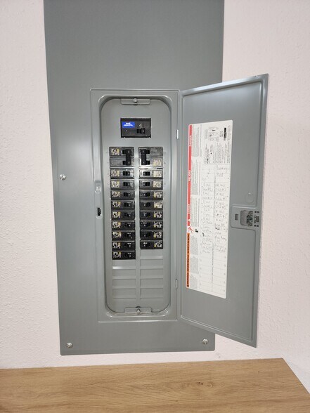 More Photos Of 15 E 7th St, La Junta General Retail For Sale