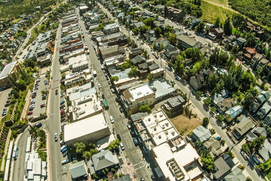More Photos Of 537 Main St, Park City Storefront Retail Office For Lease