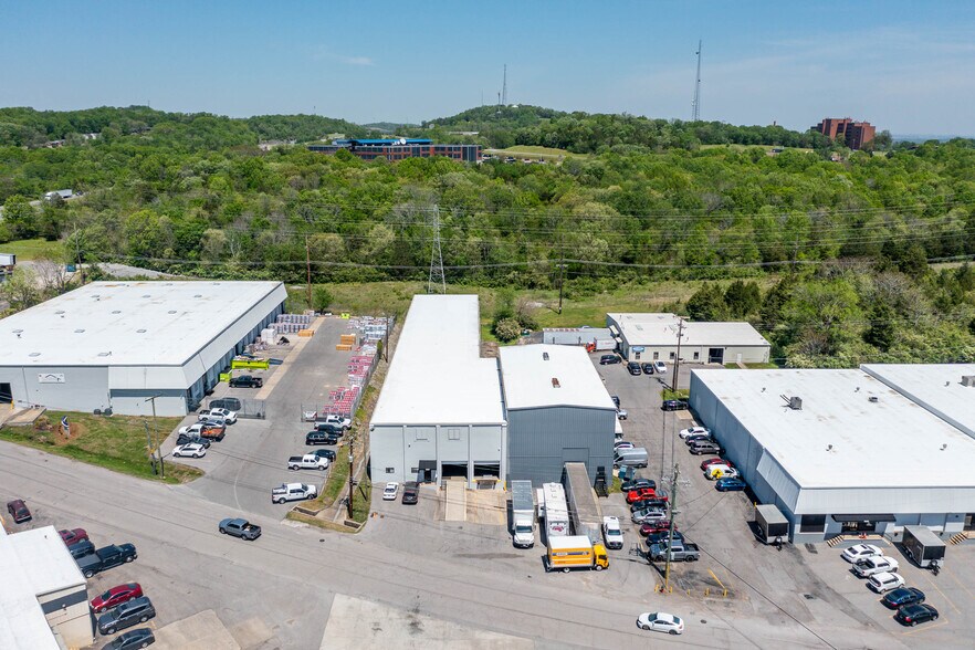 More Photos Of 3310-3422 Ambrose Ave, Nashville Unknown For Lease