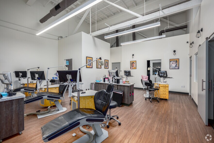 More Photos Of 509 Bush St, Woodland Office For Sale