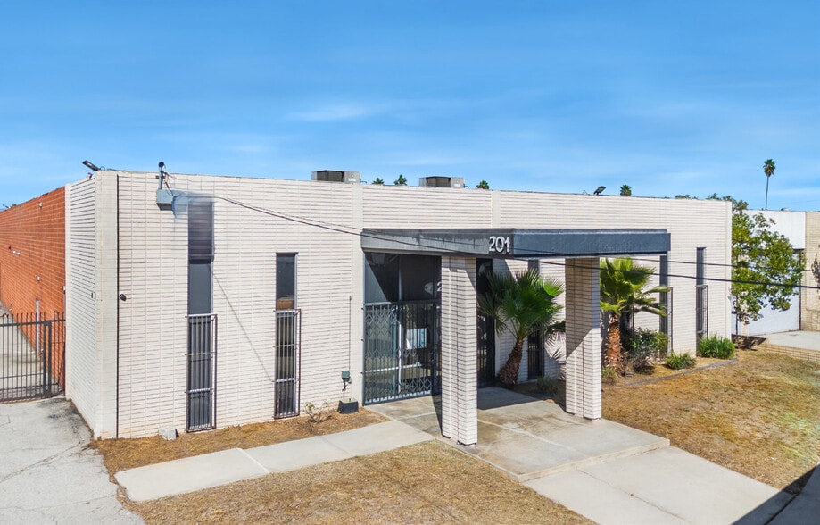 More Photos Of 201 W 138th St, Los Angeles Warehouse For Sale