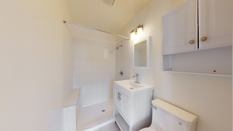 More Photos Of 1520 Leavenworth St, San Francisco Apartments For Sale