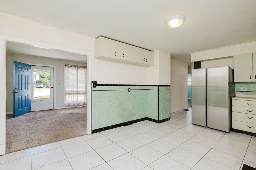 More Photos Of 817 State Rd, Westport Freestanding For Sale