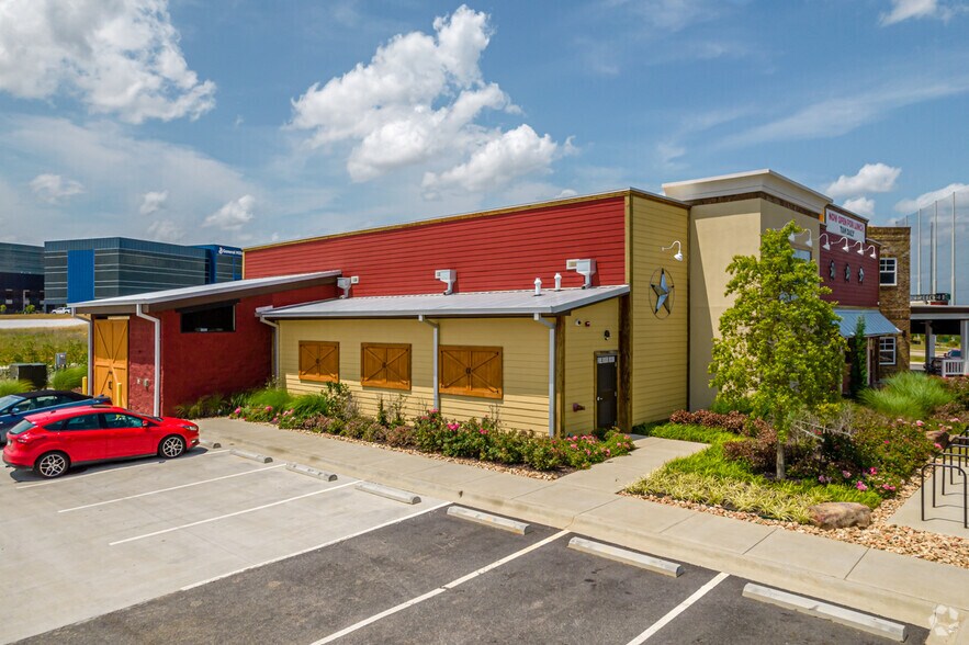 More Photos Of 4044 Jb Hunt Dr, Rogers Restaurant For Sale