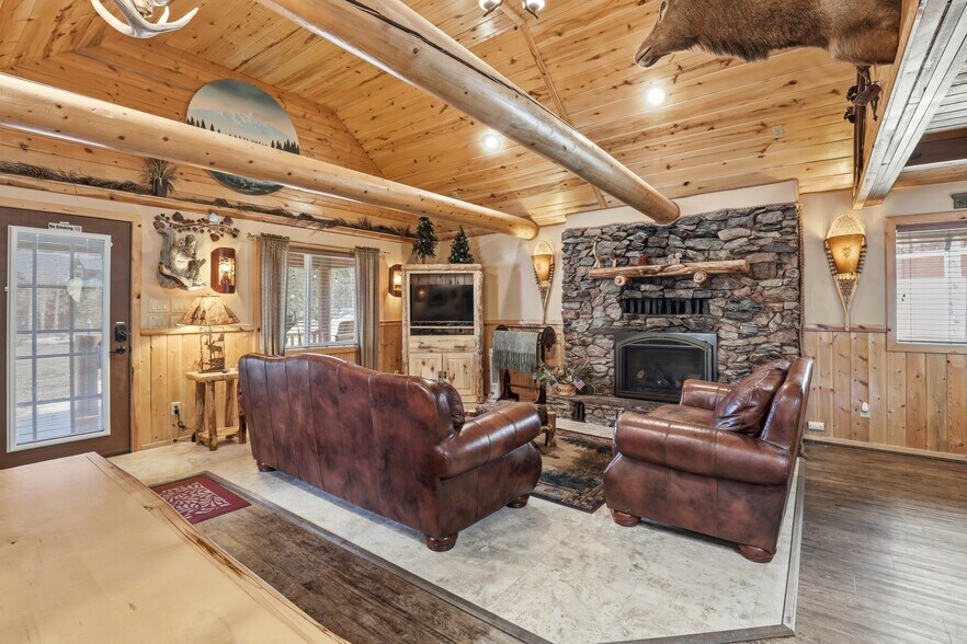More Photos Of 3725 Movie Ranch Rd, Duck Creek Village Specialty For Sale