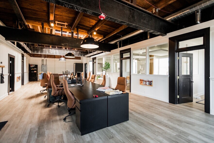 More Photos Of 1486 Gratiot Ave, Detroit Storefront For Sale