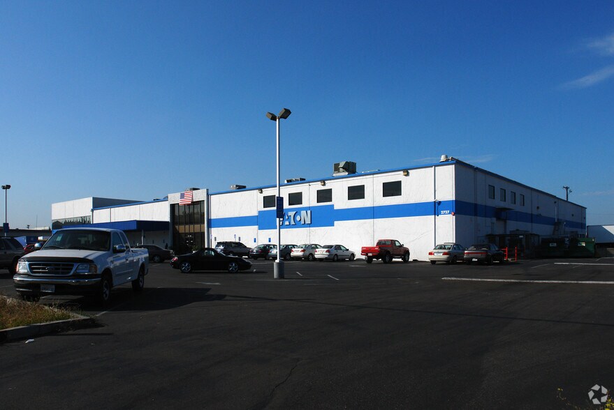 More Photos Of 2727 Kurtz St, San Diego Research And Development For Lease