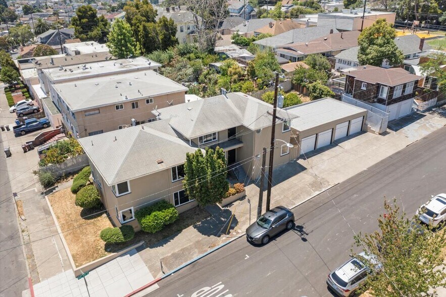 More Photos Of 2231 E 28th St, Oakland Apartments For Sale