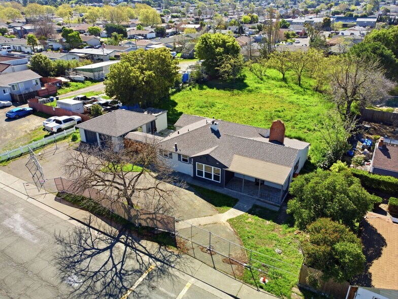 More Photos Of 2417 Springs Rd, Vallejo Daycare Center For Lease