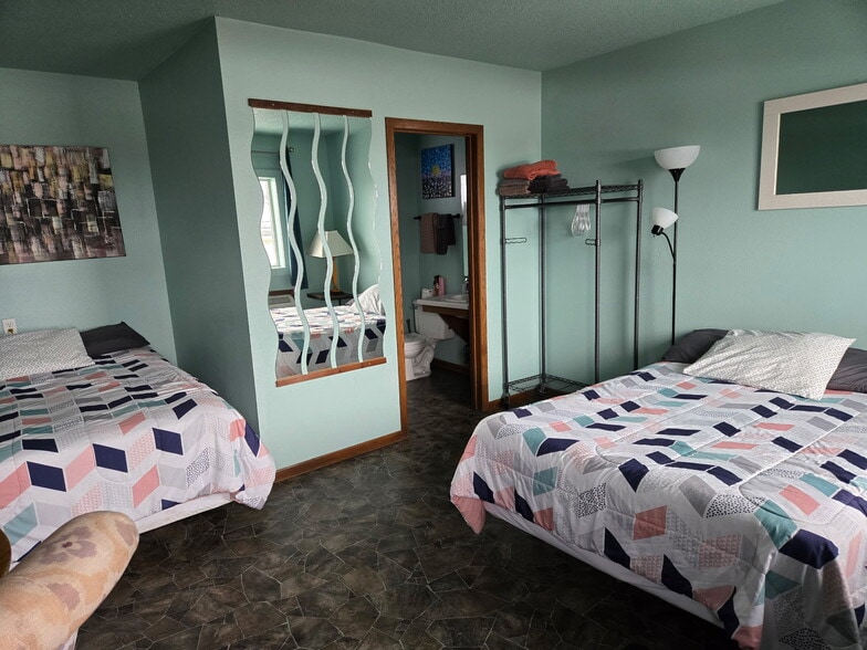 More Photos Of 300 Highway 7, Clara City Hotel For Sale