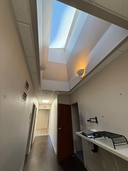 More Photos Of 3413 Golden Rd, Tyler Medical For Lease