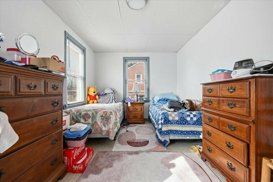 More Photos Of 306 W Main St, Pen Argyl Healthcare For Sale