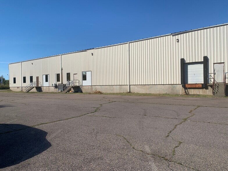 More Photos Of 32 Paint St, Port Hawkesbury Office For Lease