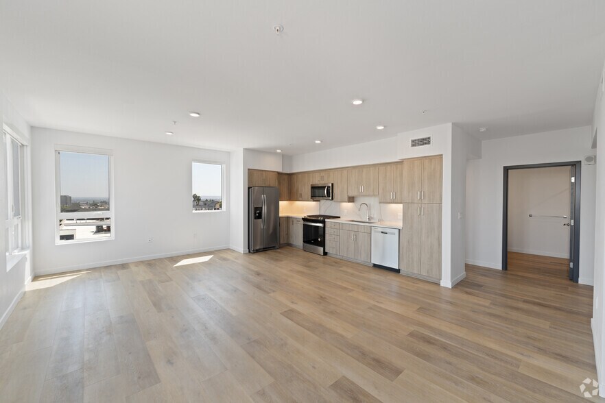 More Photos Of 1800 Beverly Blvd, Los Angeles Apartments For Lease