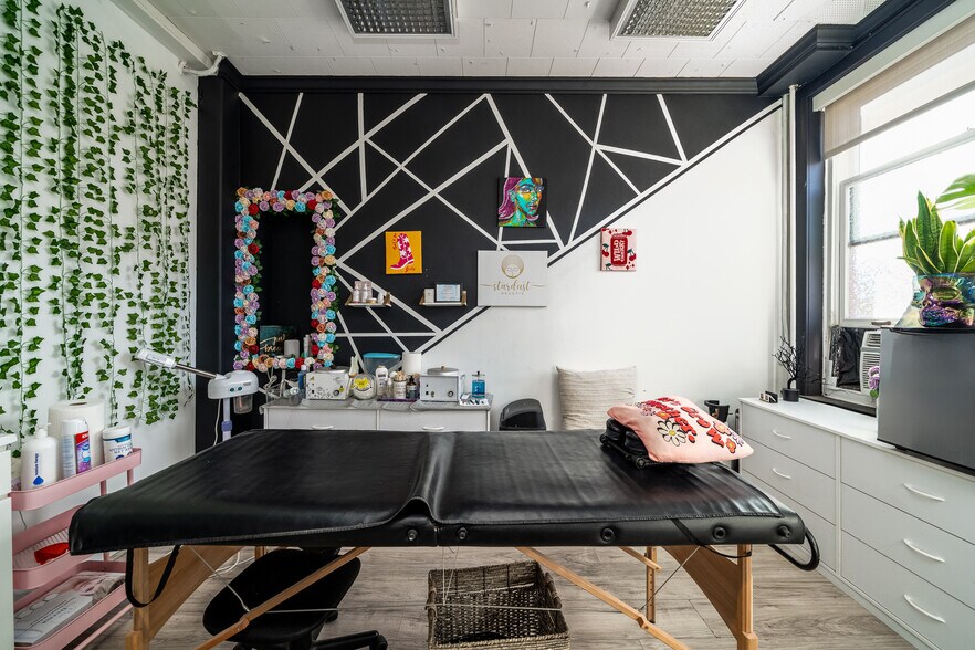 More Photos Of 2000 West St, Union City Office Residential For Sale