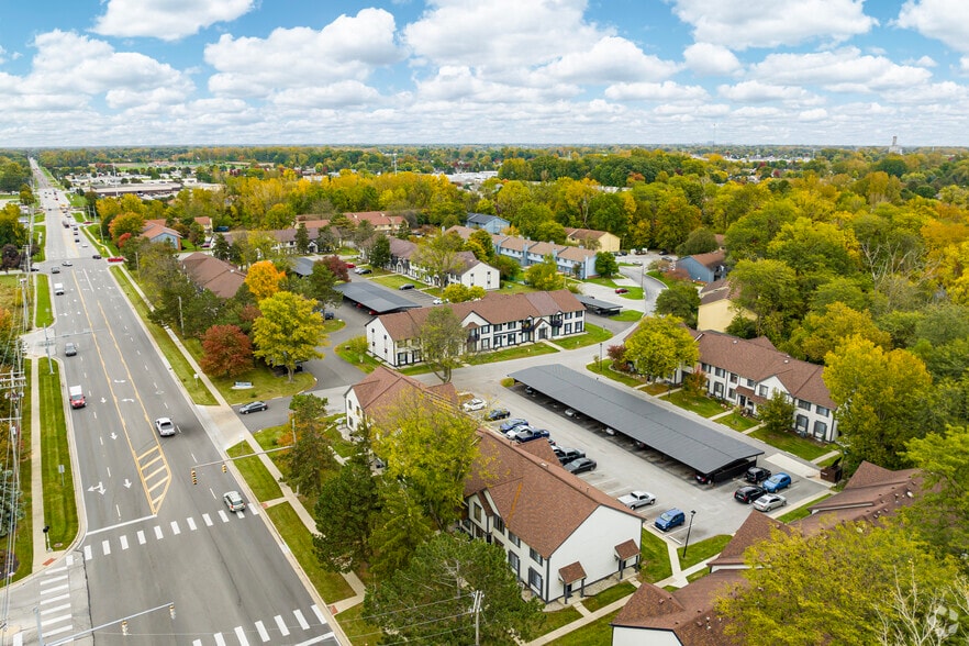 More Photos Of 5943 Walnut Cir E18, Toledo Apartments For Sale