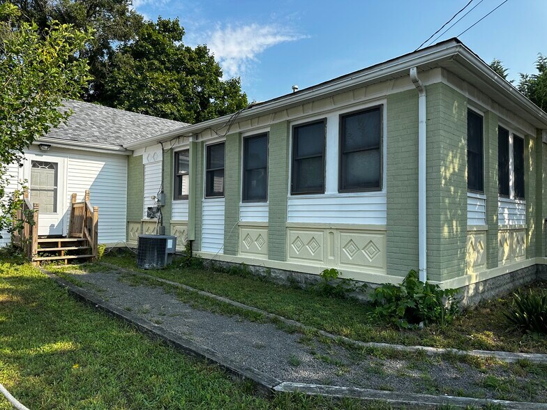 More Photos Of 387 Route 9, Eagleswood Township Storefront For Sale