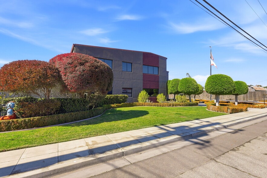More Photos Of 225 Demeter St, Palo Alto Office Residential For Lease