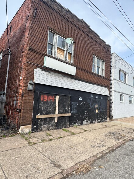 More Photos Of 1314 Niagara St, Niagara Falls Storefront Retail Residential For Sale