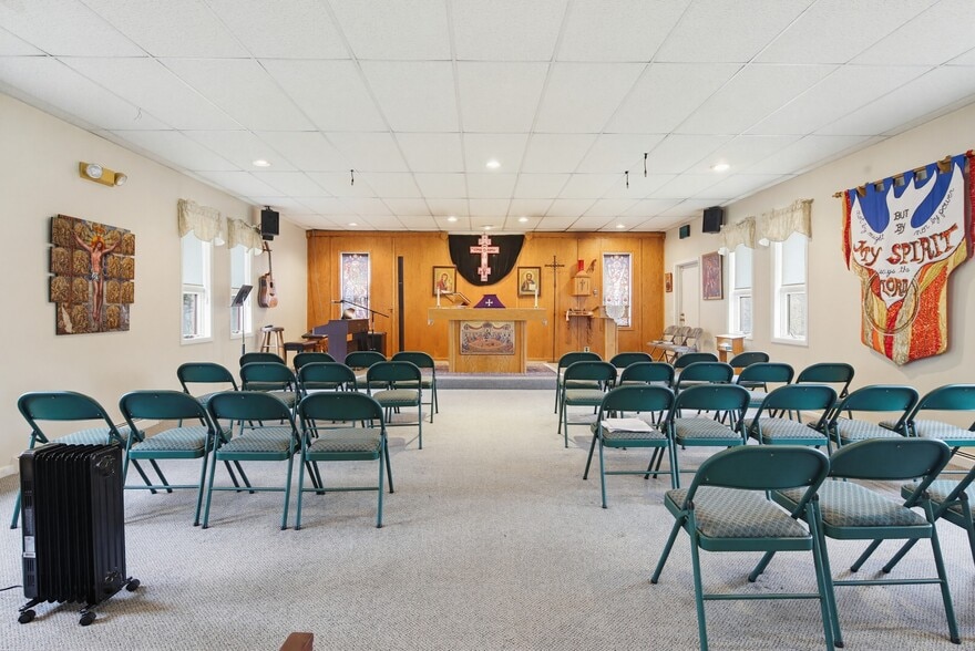 More Photos Of 346 Old New Windsor Pike, Westminster Flex For Sale