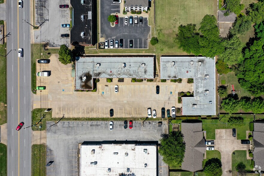 More Photos Of 4625-4629 S Harvard Ave, Tulsa Medical For Lease
