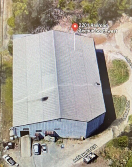 Primary Photo Of 2201 Railroad Ave SW, Roanoke Industrial For Sale