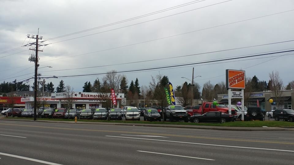 More Photos Of 45 NW Burnside Rd, Gresham General Retail For Lease
