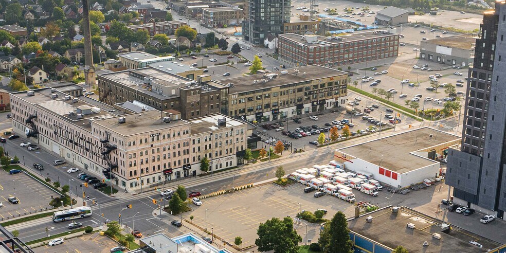 More Photos Of 121-151 Charles St W, Kitchener Office Residential For Lease