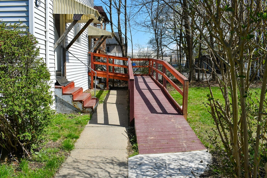 More Photos Of 325 Main St, Binghamton Multifamily For Sale