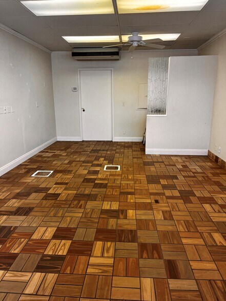 More Photos Of 4493 Moana Rd, Waimea Storefront Retail Residential For Lease