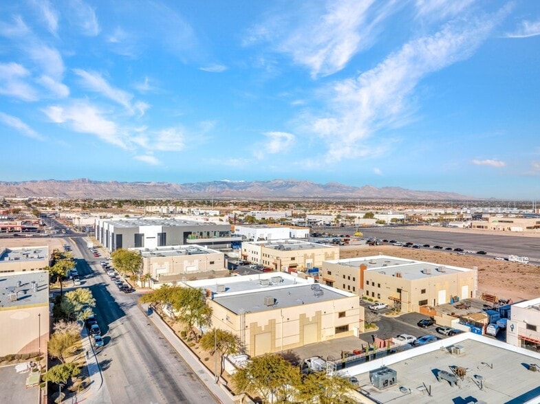 More Photos Of 4690 W Post Rd, Las Vegas Warehouse For Lease