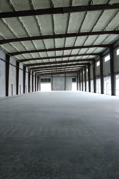 More Photos Of 9889 United Drive, Houston Office For Lease