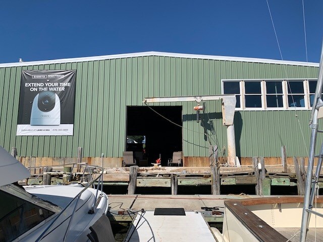 More Photos Of 11-13 Harbor Loop, Gloucester Warehouse For Lease