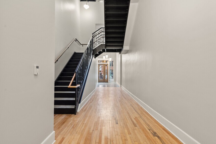 More Photos Of 208 Fayetteville St, Raleigh Loft Creative Space For Lease