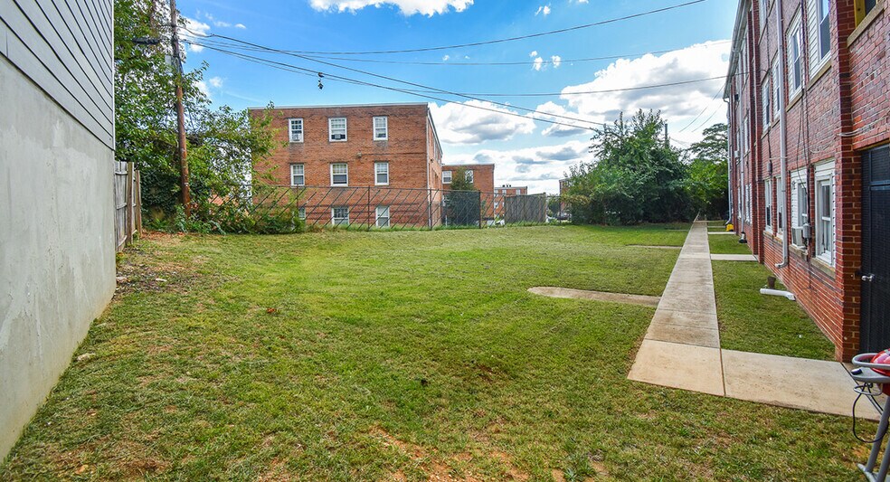More Photos Of 1101-1113 19th St NE, Washington Apartments For Sale