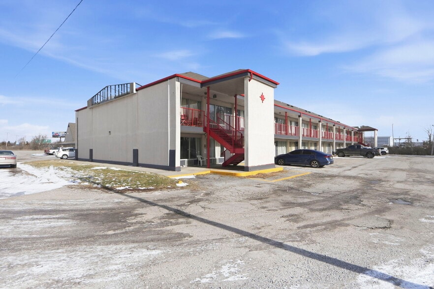 More Photos Of 3527 W Coliseum Blvd, Fort Wayne Hotel For Sale