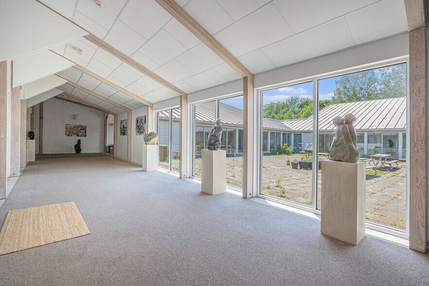 More Photos Of 56968 Dailey Rd, Dowagiac Shelter For Sale