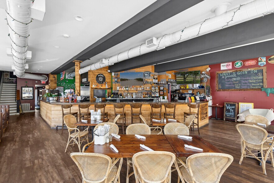 More Photos Of 48 Front St, Greenport Restaurant For Sale