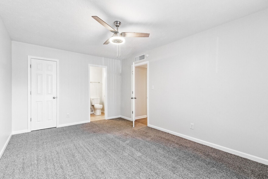 More Photos Of 117 Cedarwood Dr, Lebanon Apartments For Sale