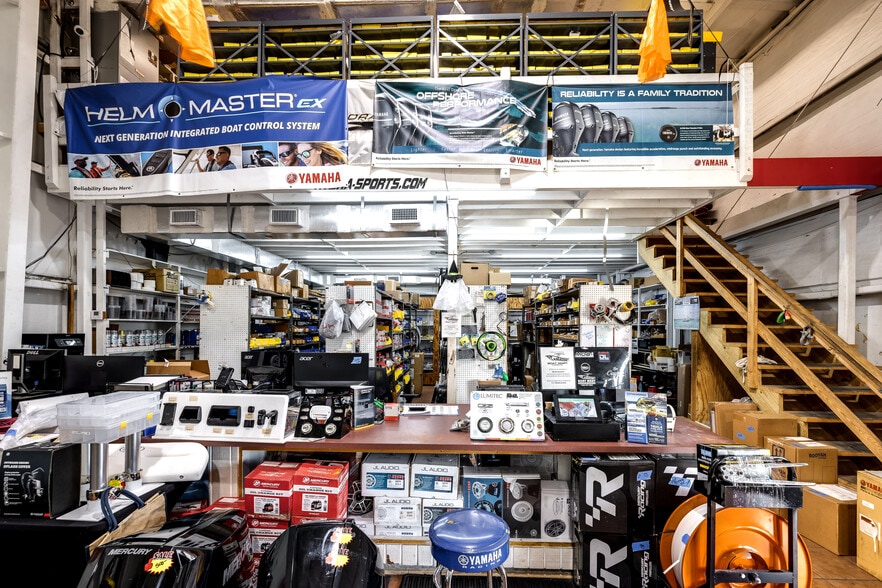 More Photos Of 90400 Overseas Hwy, Tavernier Marina For Sale