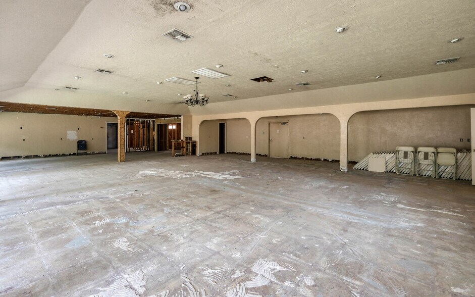 More Photos Of 30291 FM 1488 Rd, Waller Lodge Meeting Hall For Sale