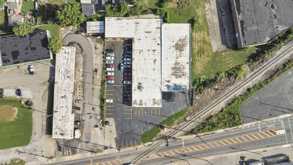 More Photos Of 1516 W Mound St, Columbus Warehouse For Lease