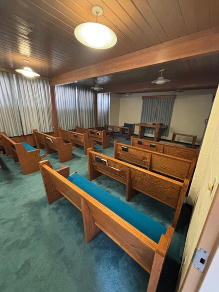 More Photos Of 5464 Old Troy Pike, Dayton Religious Facility For Sale