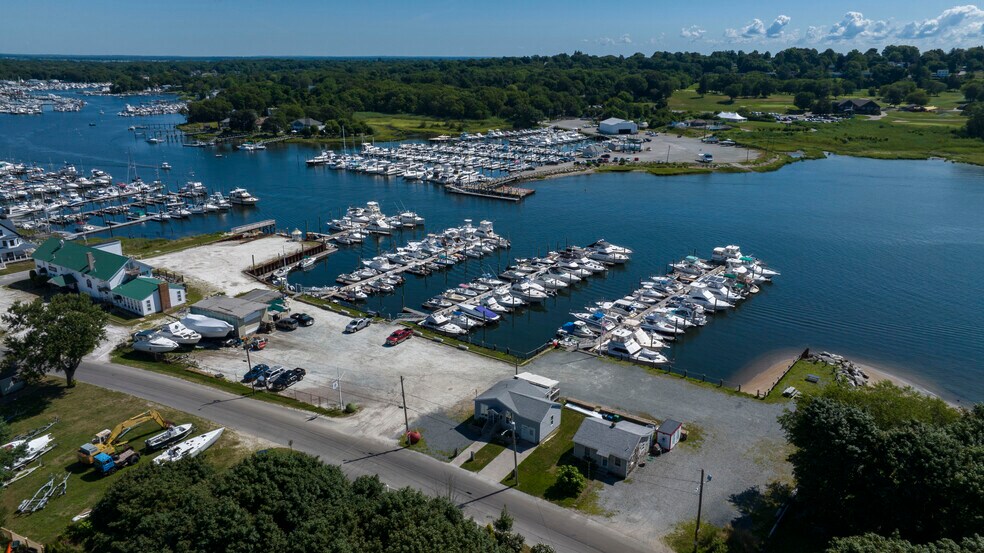 More Photos Of 36 Bay Ave, Warwick Specialty For Sale