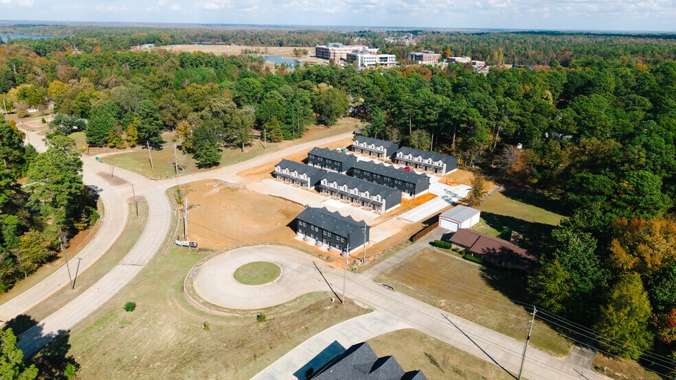 Primary Photo Of 6702 University Ave, Texarkana Apartments For Sale