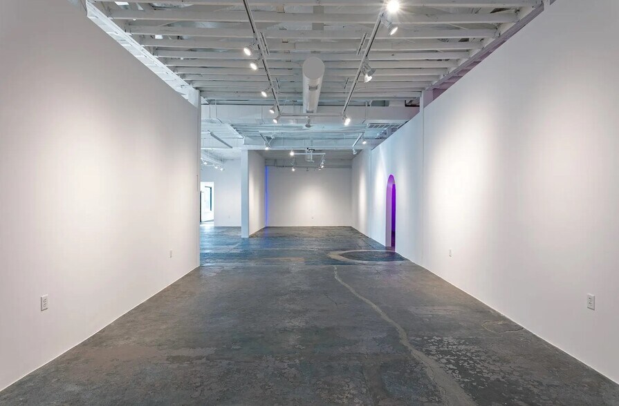 More Photos Of 217 Fairview Ave, Houston Freestanding For Lease